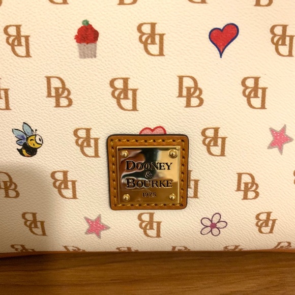 Dooney & Bourke - Picture 3 of 16
